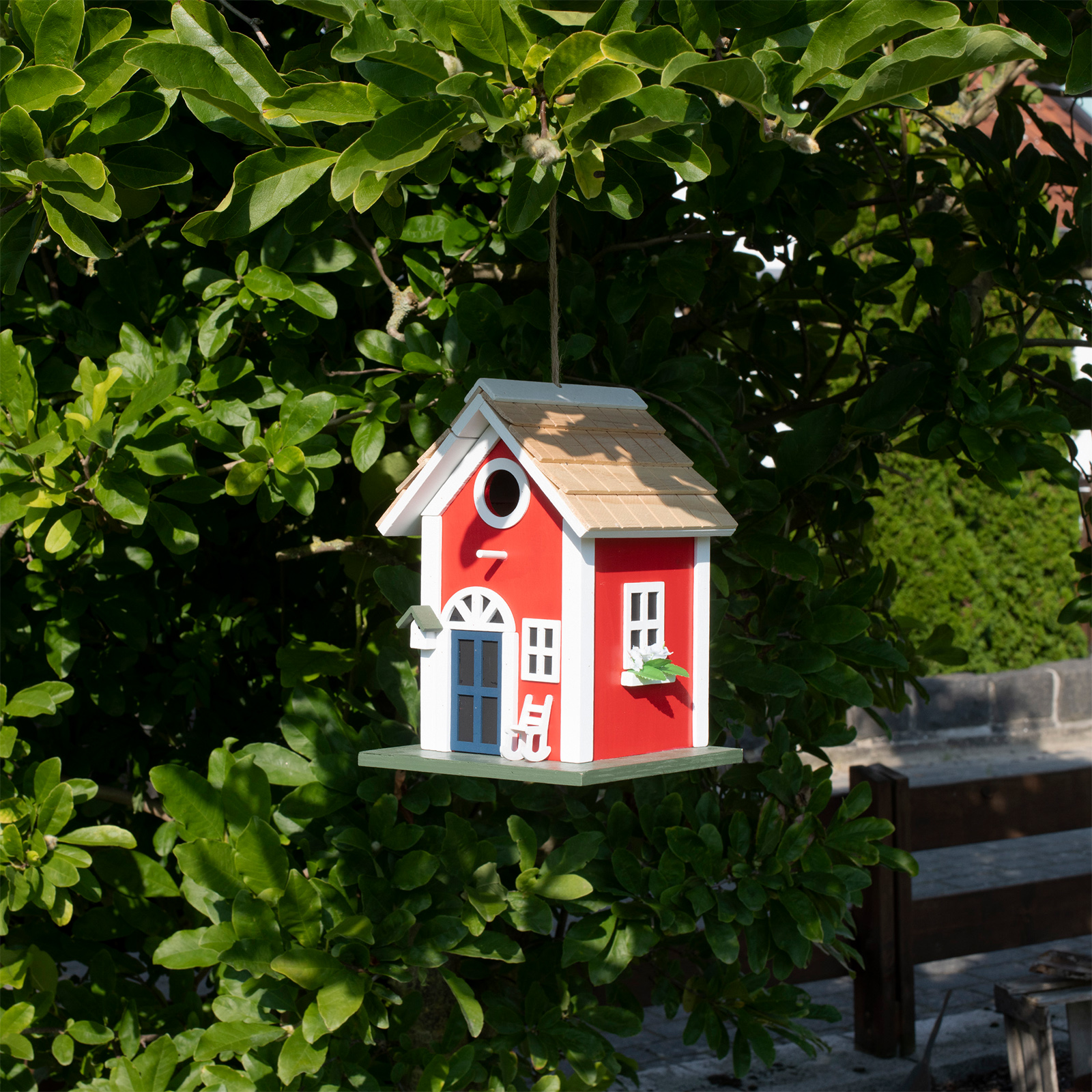 Das bunte Haus in Ihrem Garten macht ganz schön was her und ist ein echter Hingucker. 